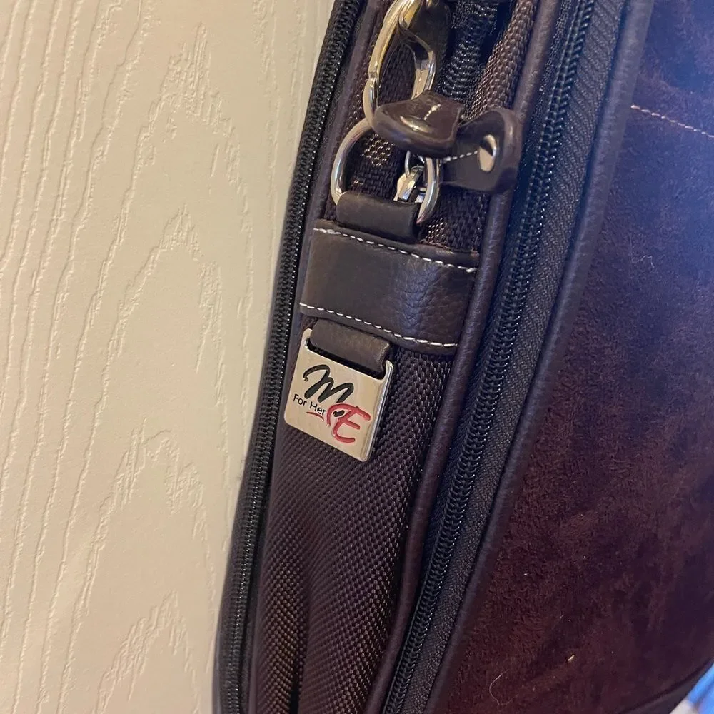 NWOT Mobile Edge Special Edition laptop /office bag Brown faux leather suede .